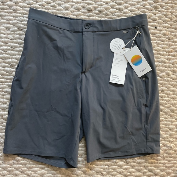 Vuori Men's Charcoal Fleet Short Size Medium NWT